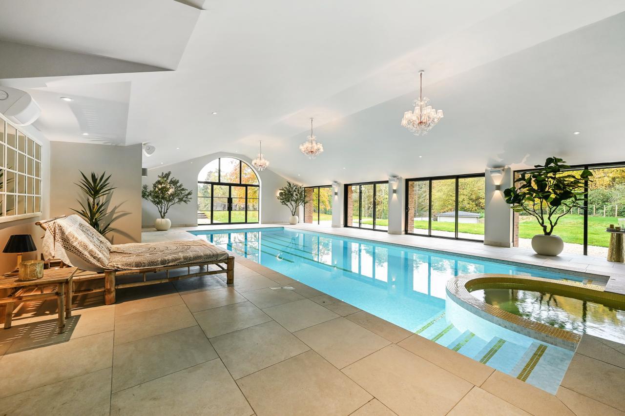 Frensham Park Manor Pool